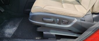 Honda CR-V 1,6i DTEC 118 kw 4x4 - 10