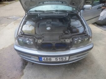 BMW E46 320d manuál - 10