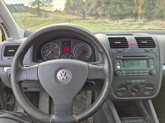 VOLKSWAGEN GOLF 5  1.9 TDi - 10