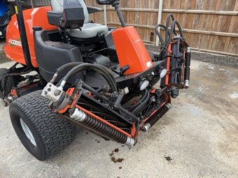 Jacobsen LF570 - 10