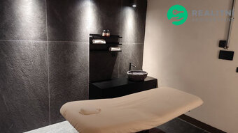 Mercedes mezi byty - luxusní 1kk 51m2 s wellness - 10