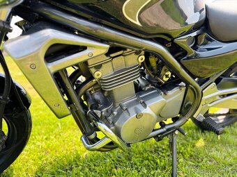 Kawasaki ER5 - 10