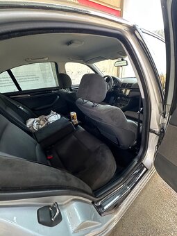 BMW e46 320i 125 kw - 10
