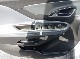 Opel Mokka 1.7 CDTI 96kW/1Maj/COSMO - 10