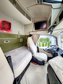 VOLVO FH16 - 750 - 10