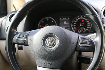 Volkswagen Golf 2.0 TDI 103kW, Highline DSG,ČR - 10
