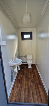 Sanitární kontejner PMP-K o rozměru 2,4 x 2,4 m - 10