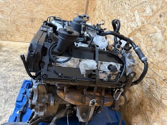 HOLÝ MOTOR 3.0 TDI 176KW CASA - 10