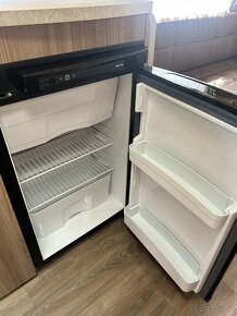 Karavan, obytný přívěs, Swift Sprite Major 6 TD v TOP stavu - 10