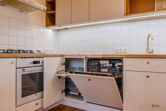 Krásný byt 3+kk ve vyhledávané lokalitě - 10