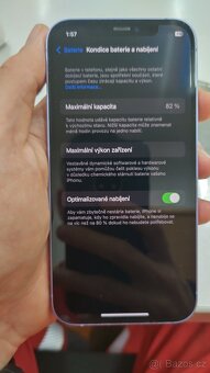Apple iPhone 12 64GB,pěkný stav, baterie 82%,záruka - 10