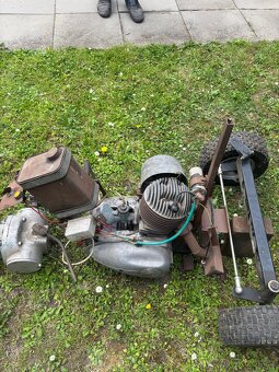 Motor ČZ 175/502 skůtr, převodovka, nápravy - 10
