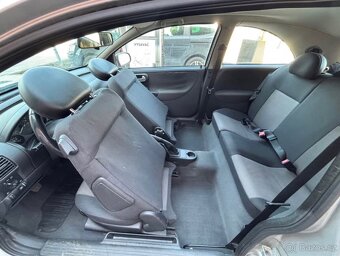 Opel korsa 1.2 16V - 10