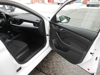 Prodám Škoda KAMIQ 1.0 TSi 70kW AMBITION - 10