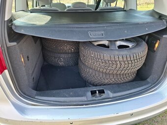 Seat Alhambra 2.0. TDI 103KW Style. Klima Alu. Model 2012 - 10