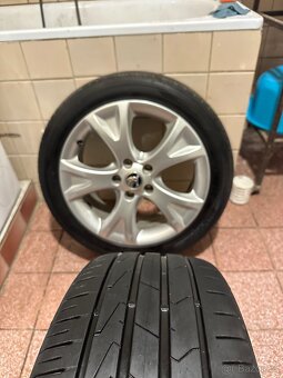 ALU Kola ŠKODA 5x112 R17 PALLAS Letní Pneu 225/45/17 - 10