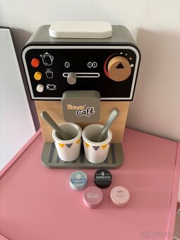Janod dětská dřevěná kuchyňka Macaron - 10