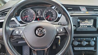 VW Touran 1,2 TSI, 81 kW, 10/2016, 52 000 km - 10