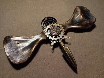 STEAMPUNK RECYCLE ART - PATINOVANÝ KOV. AUTORSKÁ TVORBA - 10