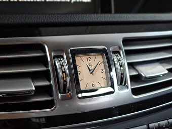 Mercedes-Benz Třídy E, 2.2 E250 150 kW 4MATIC - 10