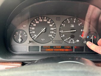 BMW e38 728i - 10
