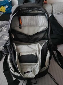 Batoh Lowepro CompuRover AW - 10