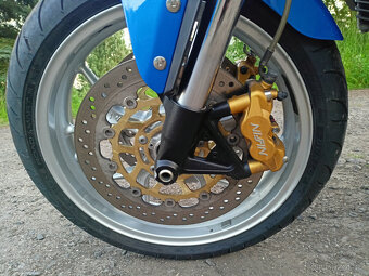 Triumph Tiger 1050 - 10