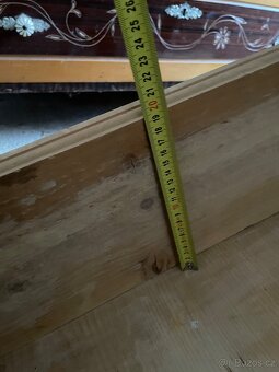 Starožitná komoda - 10