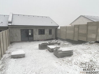 Prodej RD 3+kk v obci Kravsko za 4 599 000 Kč. MOŽNOST ODPOČ - 10