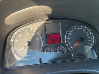 VW CADDY 2.0 CNG - 10