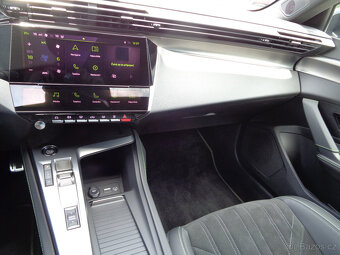 PEUGEOT 308 GT 1.2 PT EAT 8 ,KOUPENO ČR,1.MAJITEL v ZÁRUCE - 10