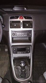 Peugeot 307 2.0 16V - 10