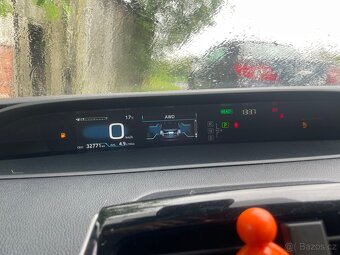 2021 Toyota Prius AWD-e 33000km - 10