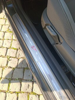 Ford Focus ST 225 2.5T 166kW - 10