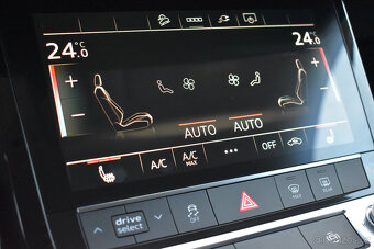 Audi e-tron 55 300KW S-Line Panorama - 10