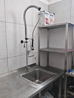 Gastro pracovní dřezy s dřezem - 10