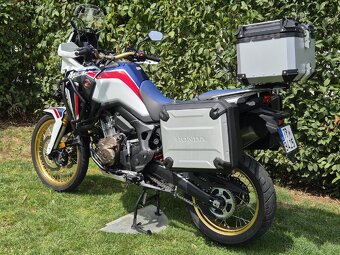 Honda crf 1000 Africa Twin pouze 9500 km - 10