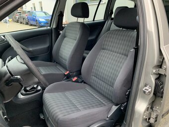 Škoda Octavia combi 1.6 MPI Tour r.v.2007 - 10