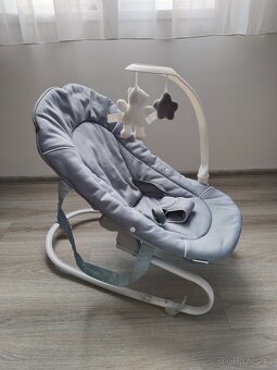 Jídelní židlička s lehátkem a houpačkou 3v1 - 10