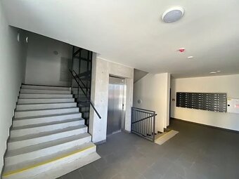 Pronájem bytu v novostavbě 2kk, 70m2 a bytu 1kk, 45m2 - 10