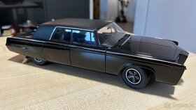 Chrysler Imperial 1966 "Black Beauty" Green Hornet 2011 - 10