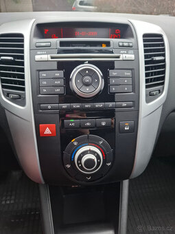 Kia Venga 1.6 CVVT 92kW 2010 klima - 10