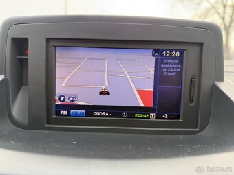 Renault Fluence 1.6i ,  81 kW benzín, 2010 - 10