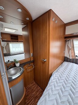 Karavan Hymer-Eriba - 10