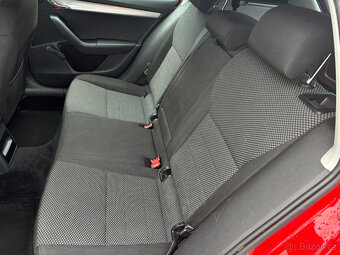 Škoda Octavia Combi   ČR   DPH - 10