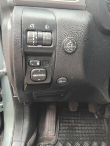 Subaru Forester 2.0,benzín + LPG,SUV 4x4 - 10