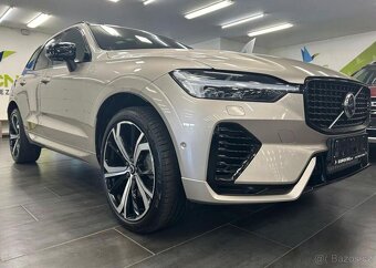 Volvo XC60 T8 AWD Ultimate+ DARK záruka 335 kw - 10