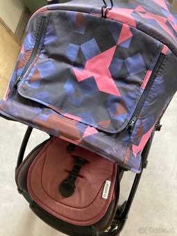Bugaboo bee 5 s bohatou výbavou - 10