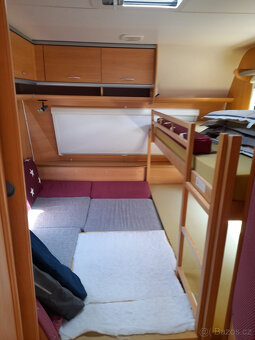 DETHLEFFS OBYTNÝ KARAVAN - 10