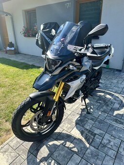 BMW G310 GS, šedá ( motor jen 1.500km ) - 10